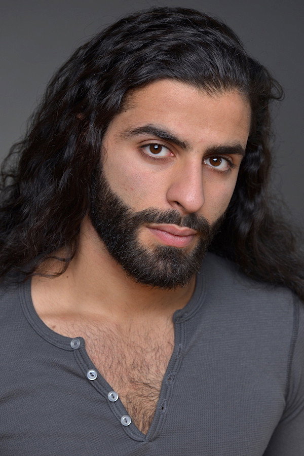Shadi Janho as Yunnis in 1995