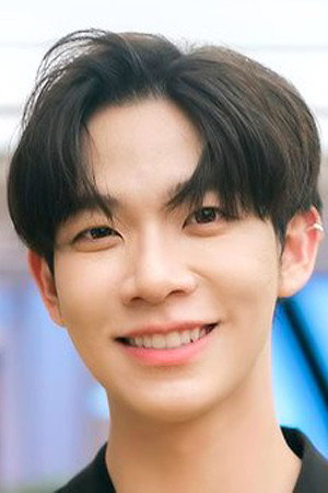 Thanabat Yiampanomkun as Khao in Cinderella Boys