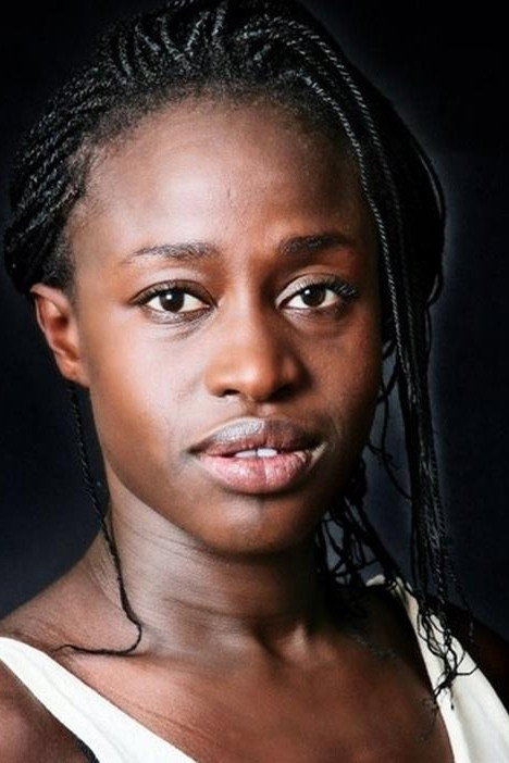 Léontina Fall as Fatou in Learn by Heart