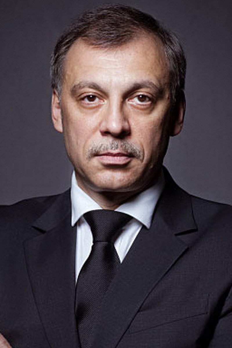 Сергей Чонишвили as Гамлет in Next