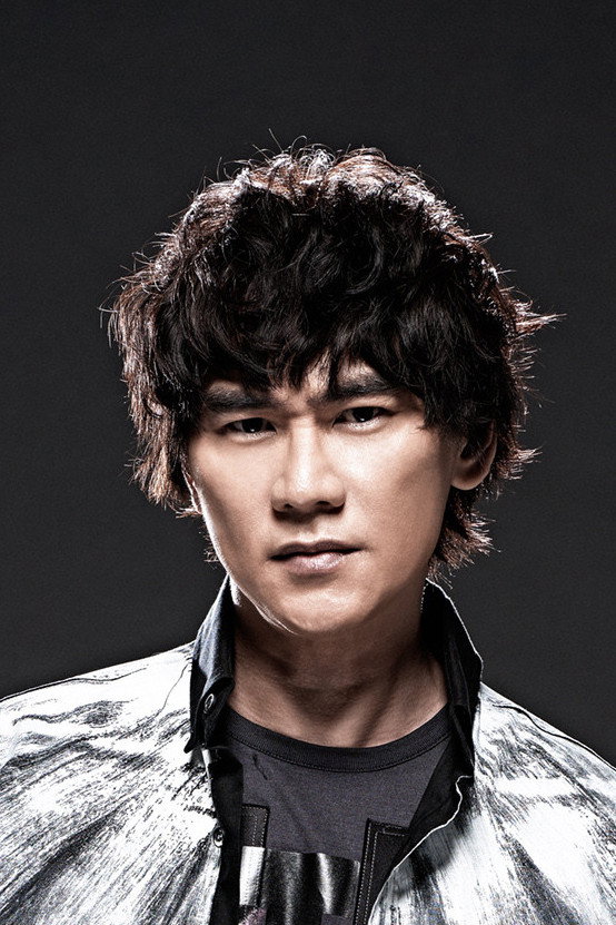Ko-Chieh Yao as Long Hair in Seven Wolves