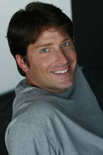 David Humphrey as Vlad (Voice) in Press Start 2 Continue
