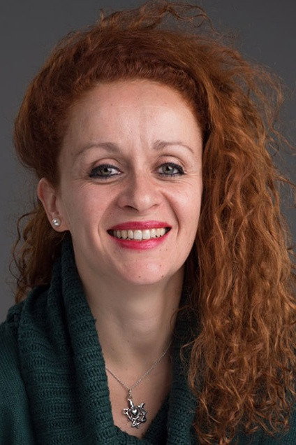 Flávia Gusmão as Ana in Invisible Life