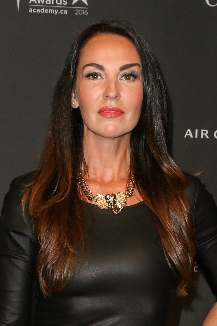 Inga Cadranel as Nanci in Fir Crazy