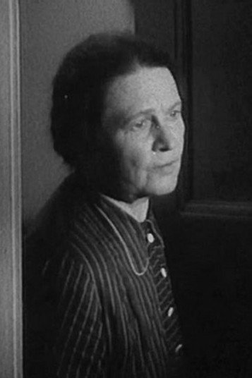 Елизавета Лилина as Matriona Ivanovna in My Apprenticeship
