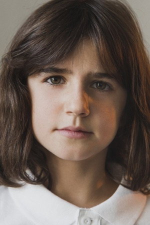 Bruna González as Chiara Niña in Sunday's Illness