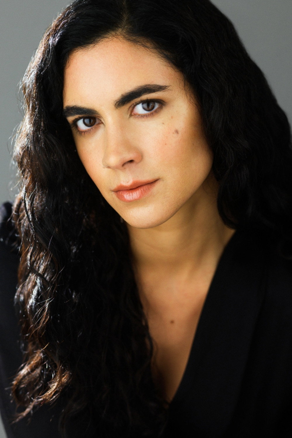 Laura Diaz as Cajera in Mi Turno