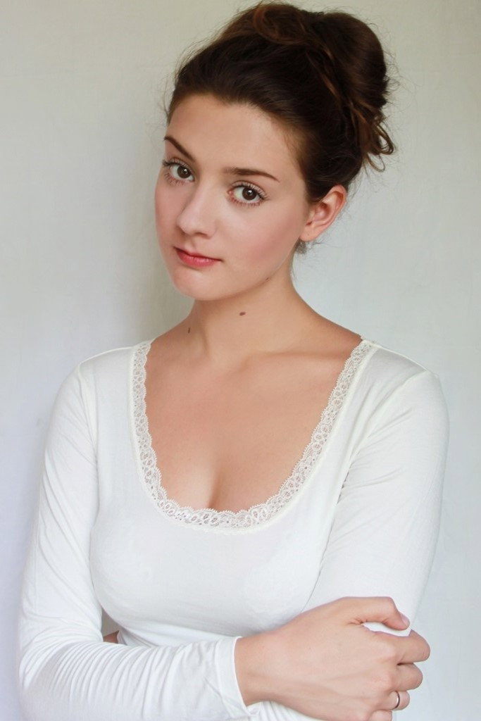 Ekaterina Vanchugova as Liza in Золотой папа
