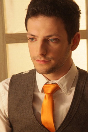 Hugo Lecardinal as Raphaël in Escort Boys