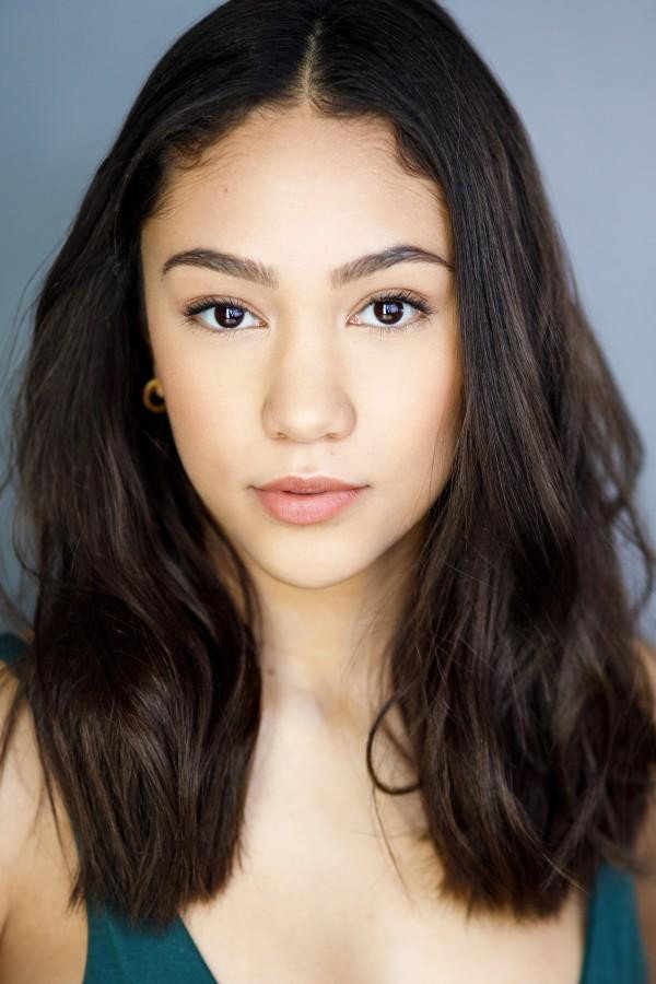 Jade Alleyne as Kaylee in The Lodge