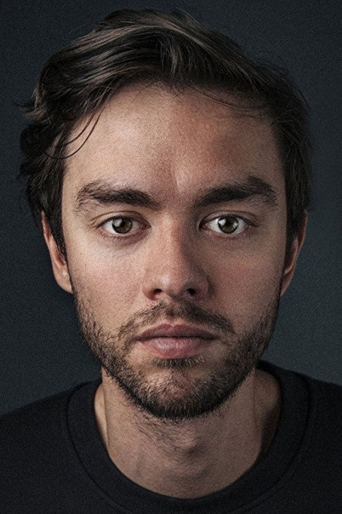 Torstein Bjørklund as Henrik in TWIN