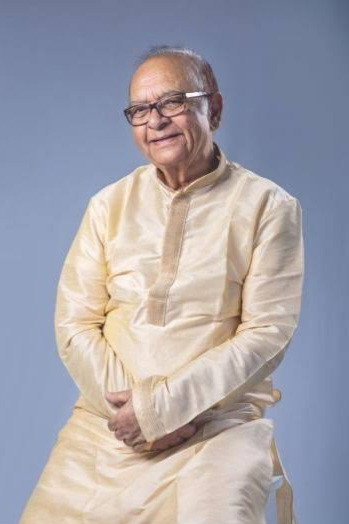 Syed Hasan Imam as Doctor in Ora 11 Jon
