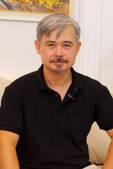 Vĩnh Xương as Đinh Hoàng Đức in Đấu Trí
