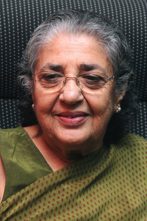 Shammi as Stella in Jab Jab Phool Khile