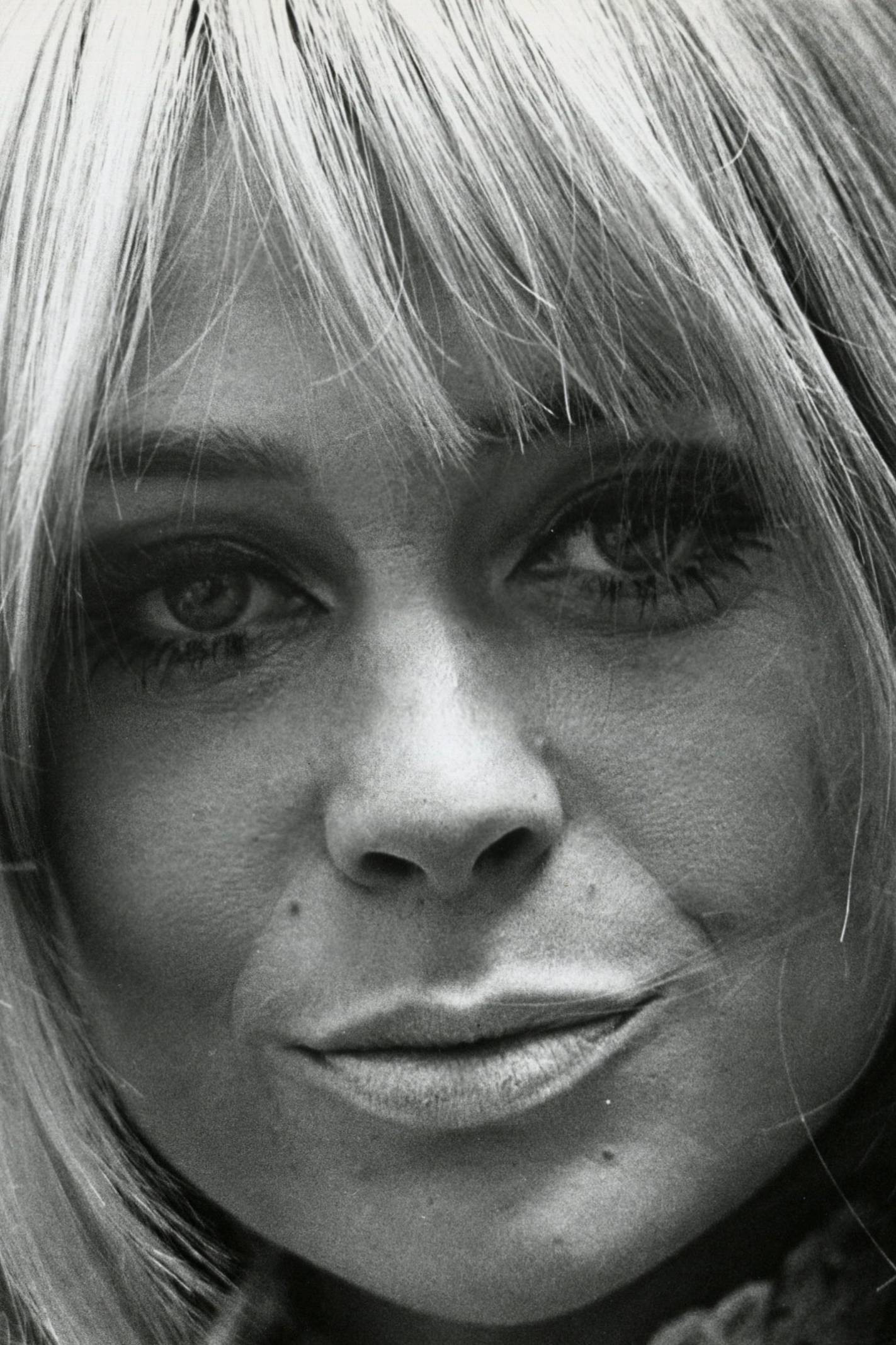 Monika Ringwald as Busbee in The Touchables