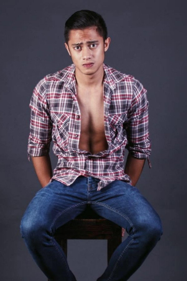 Chad Alviar as Jun in Sila Ay Akin