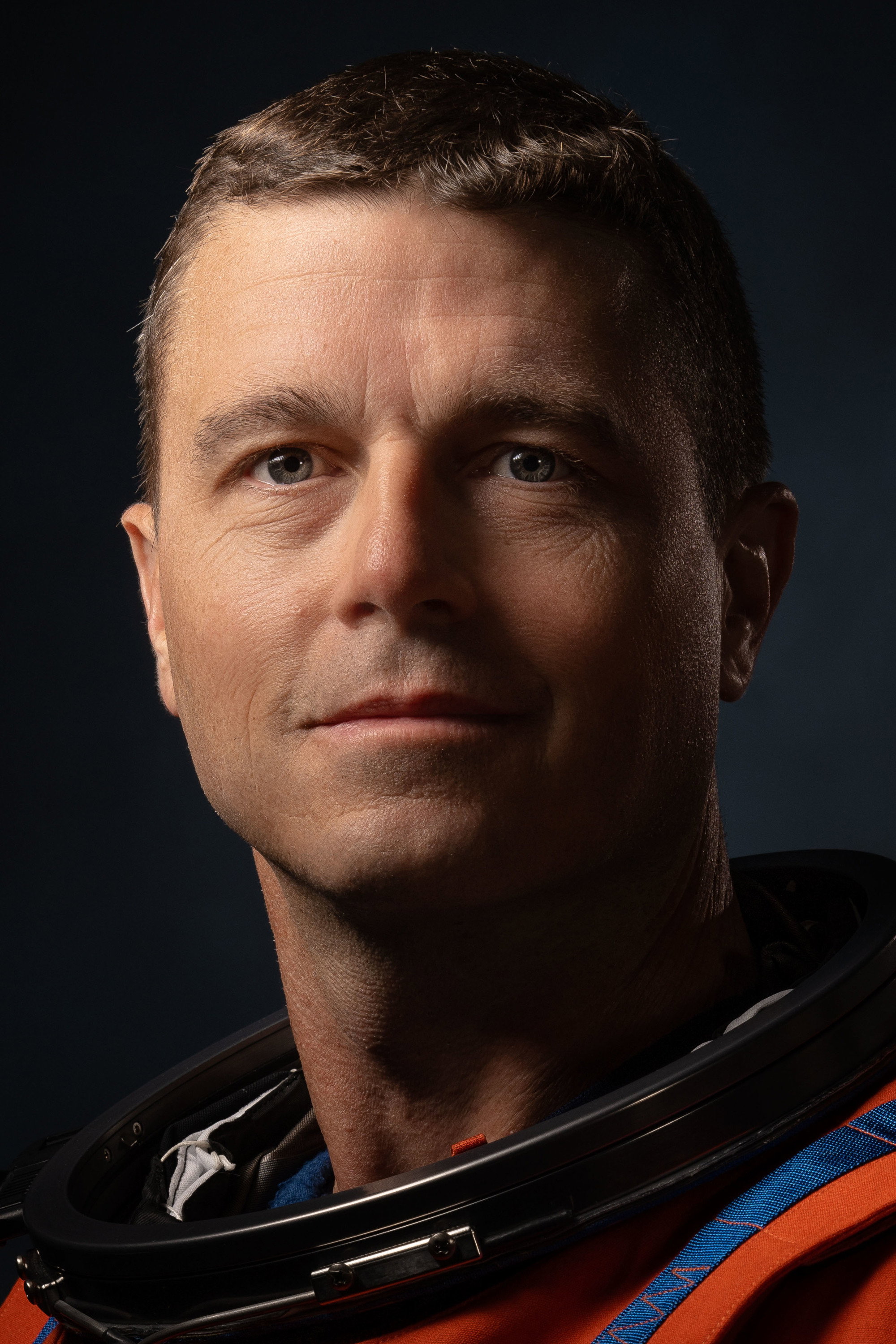 Reid Wiseman as Self in Artemis: To the Moon and Back