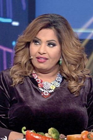 هيا الشعيبي as شريفة in مسرحية قصر الرعب