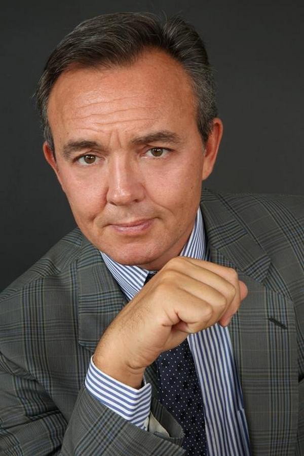 Emanuele Salce as Righi in At a Glance