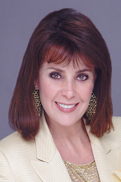 Kathrine Baumann as Susan (as Kathy Baumann) in Chrome and Hot Leather