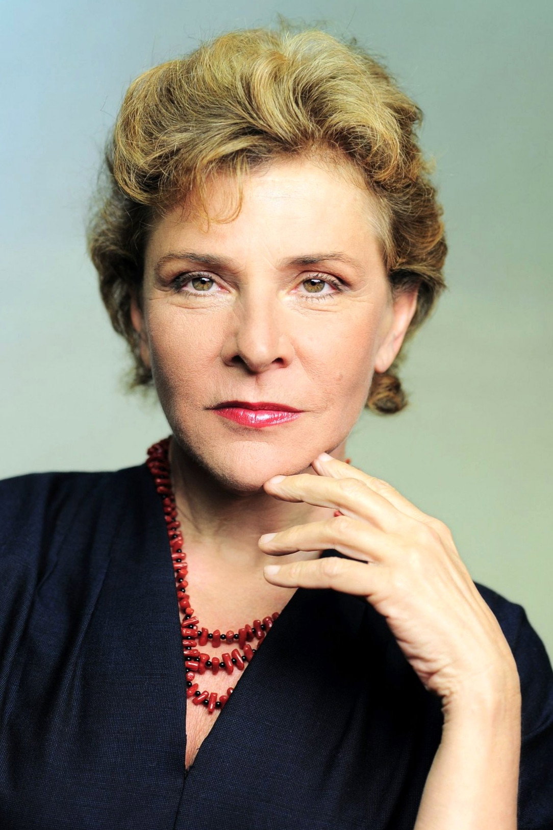 Pamela Villoresi as Mary Mancini in Dimmi che fai tutto per me