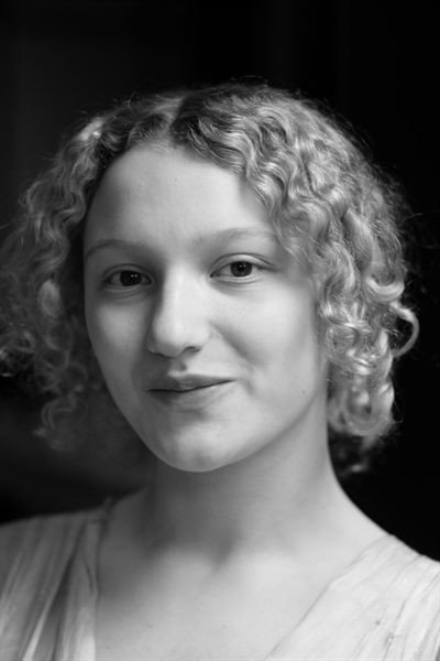Tallulah Haddon as Leila / Shadowfax in Kiss Me First