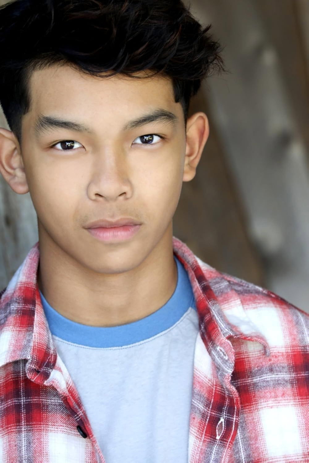 Joziah Lagonoy as Ed in The Paper Tigers