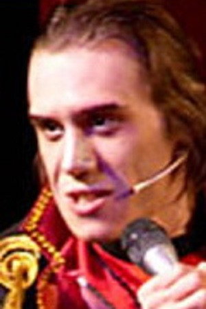 Alexandr Karavaev as Vasily Nikitin in 100 Minutes