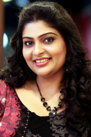 Nisha Joseph as Rasheed's wife in Shutter