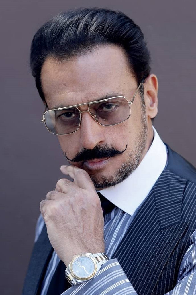Gulshan Grover as Cyrus in Kaante