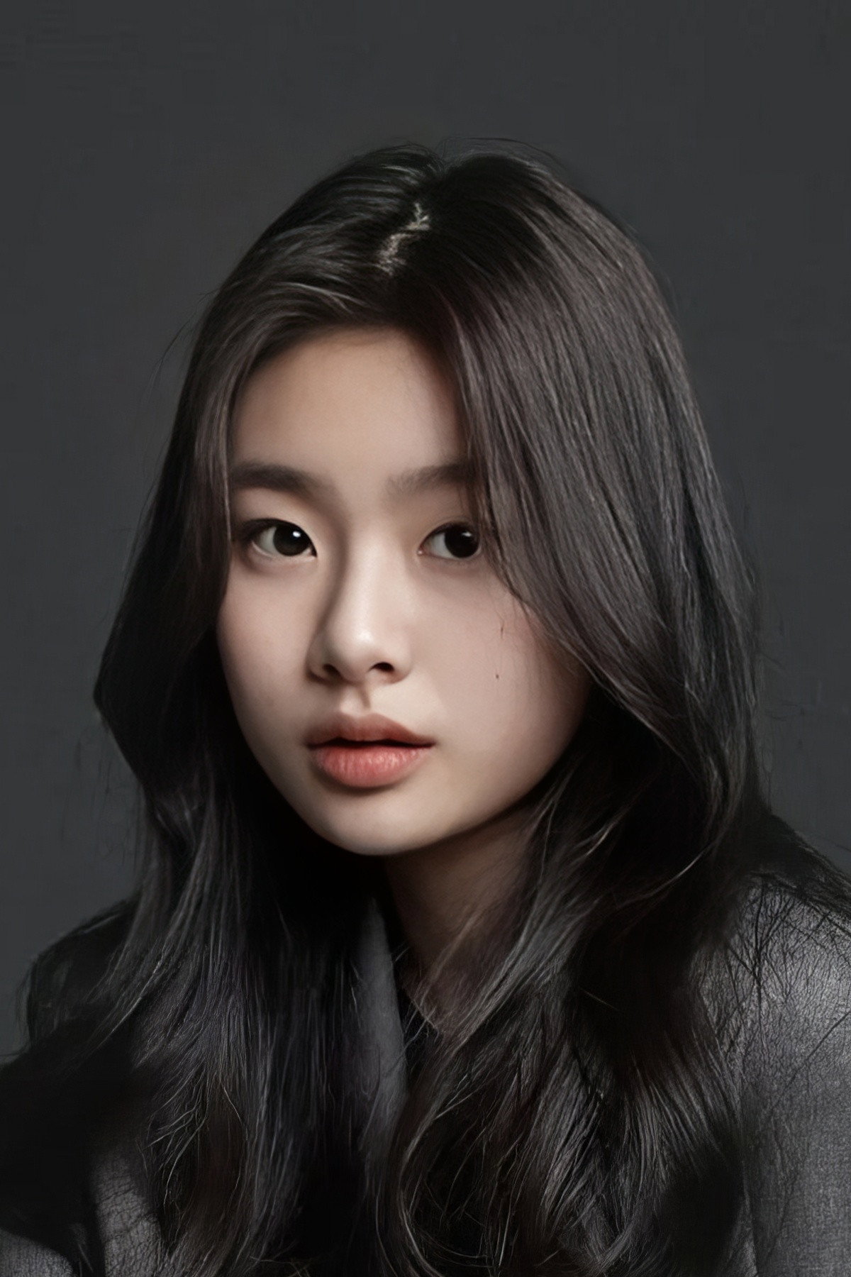 김수안 as Soo-ahn in Train to Busan