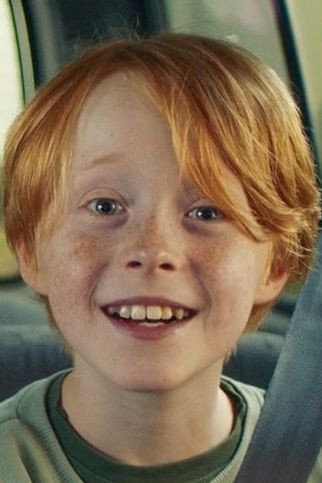 Felix Nölle as Anton in Laura's Star
