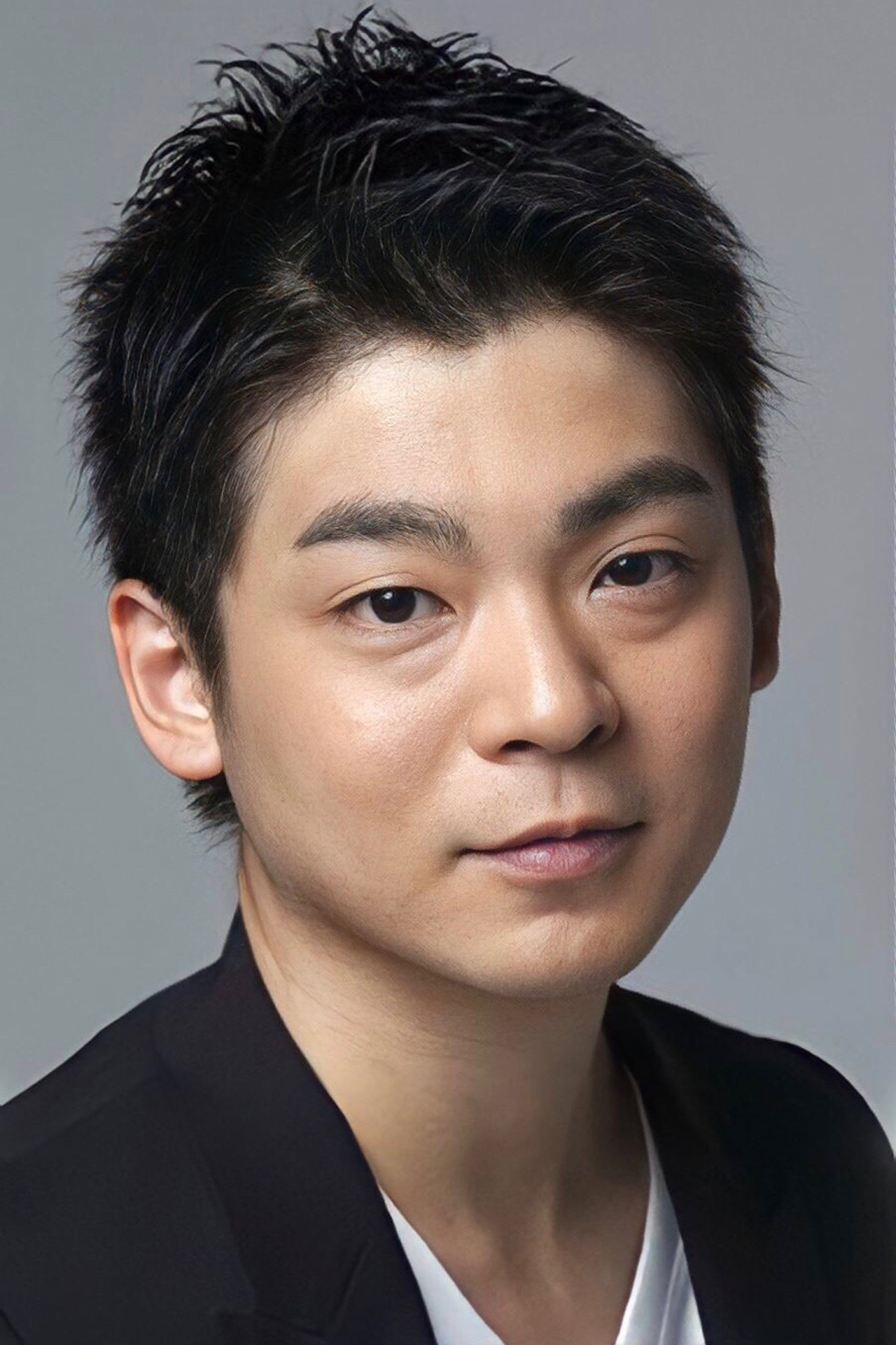 清水優 as Mitsuru Suzuki in The Land of Hope