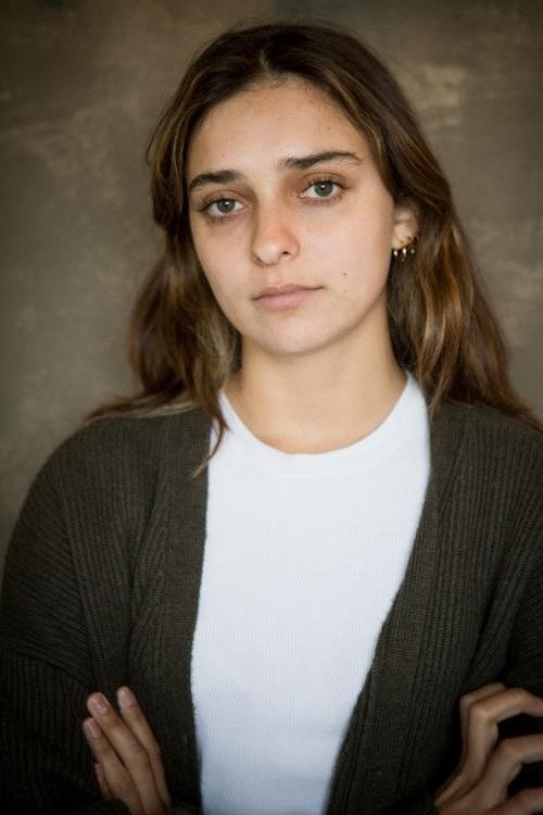 Bella Straughn as Claire in Method