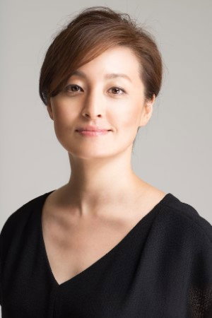 月影瞳 as Sofie in A Map Without Borders