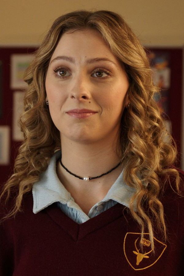 Georgia de Gidlow as Keedie Darrow in A Kind of Spark