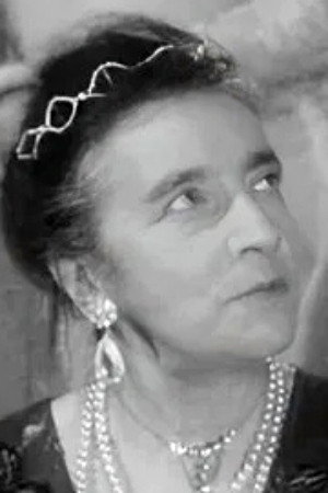 Julienne Paroli as 'La Noémie' in Tabusse