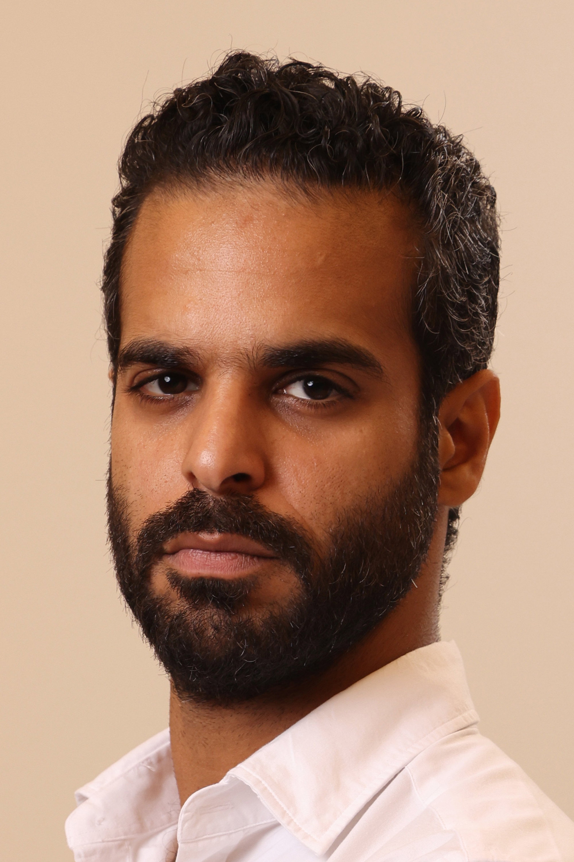 نايف الظفيري as عامر in Mom