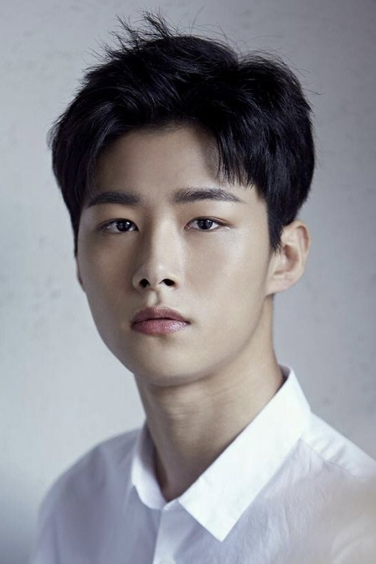 서지훈 as Lee Kang-min in My Lovely Liar