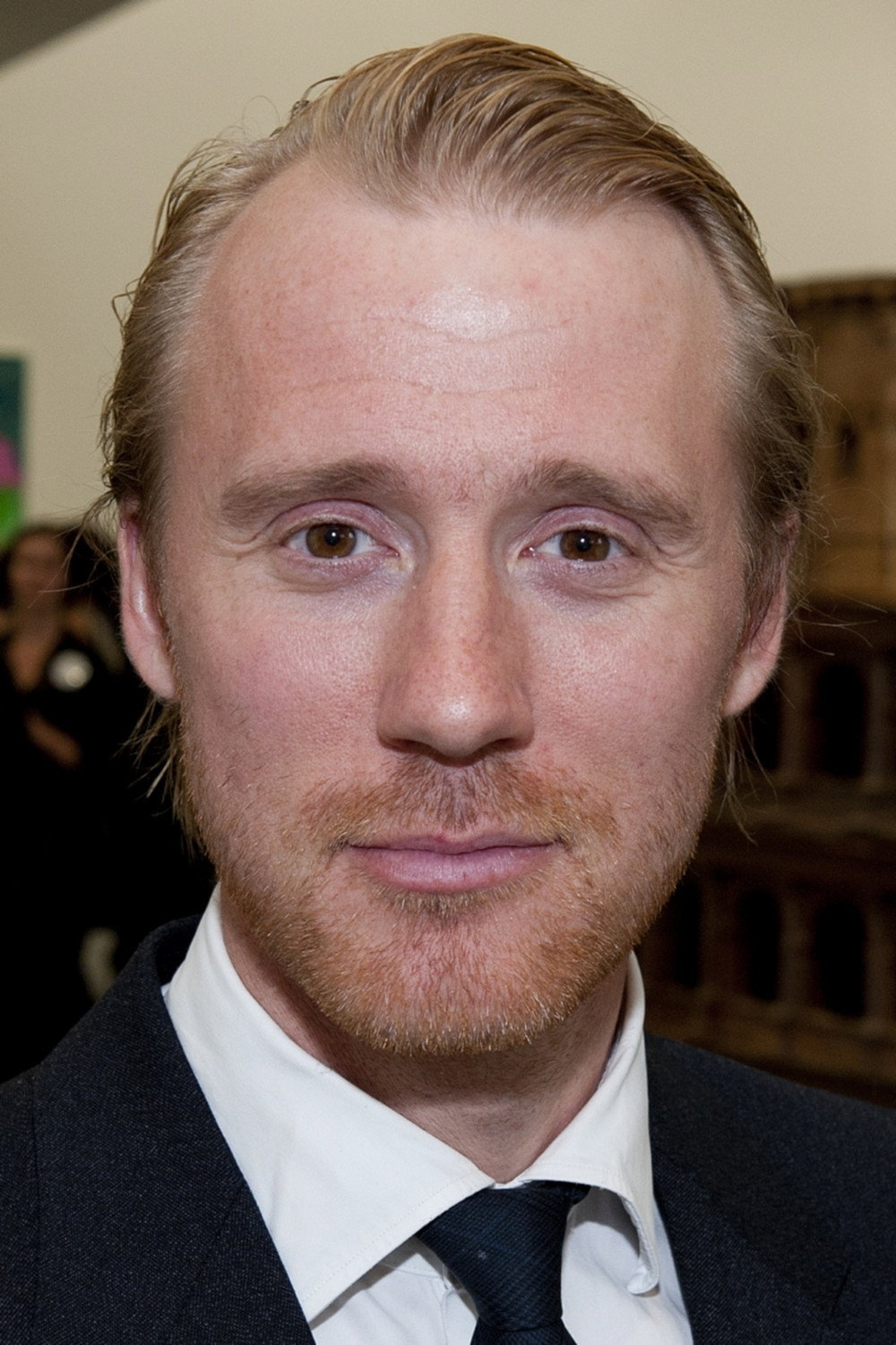 Thorbjørn Harr as Kasper (voice) in Three Robbers and a Lion