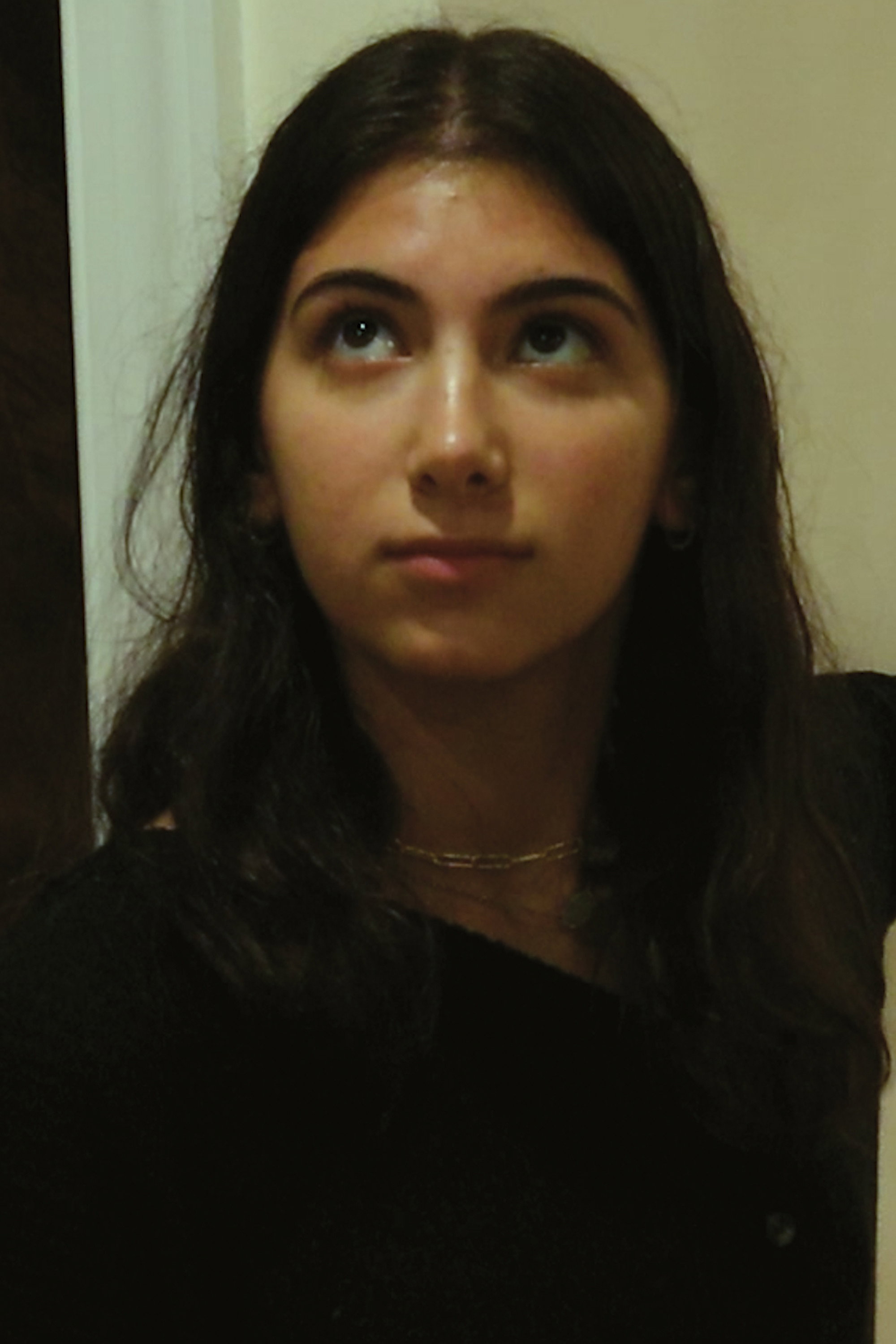 Ella Arieli as Ella in VGHW