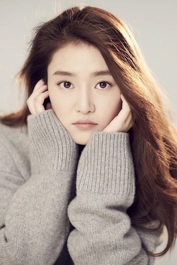 Zeng Mengxue as Liu Zi in The Vanishing Beauty