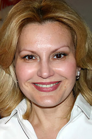 Елена Старостина as Анна Липецкая /Аномалия in Нежные листья, ядовитые корни
