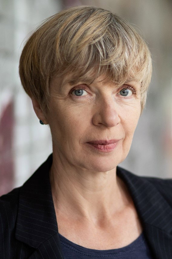 Anna Stieblich as Doris Schneider in Türkisch für Anfänger