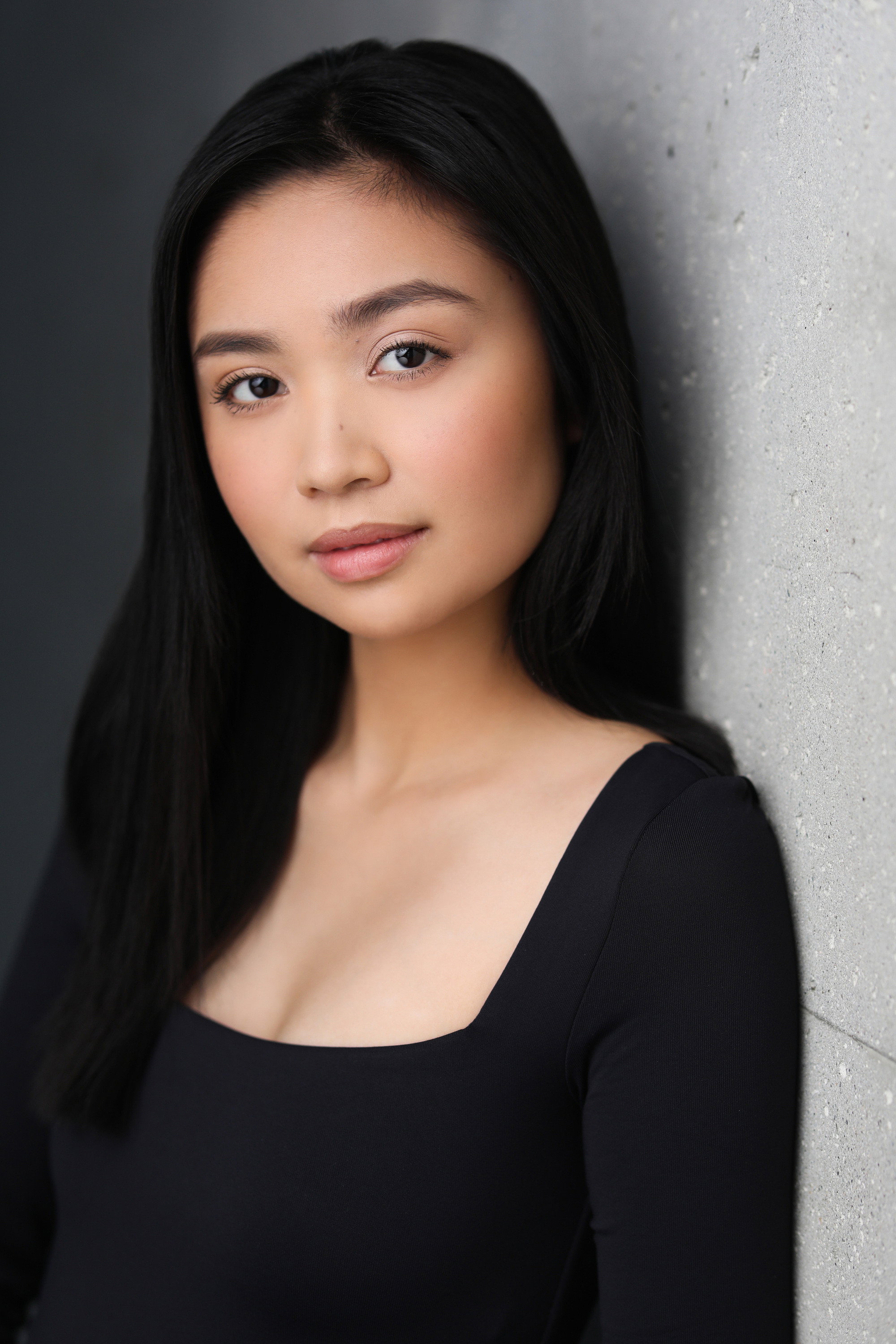 Gabrielle Jacinto as Chloe in Lola Dust