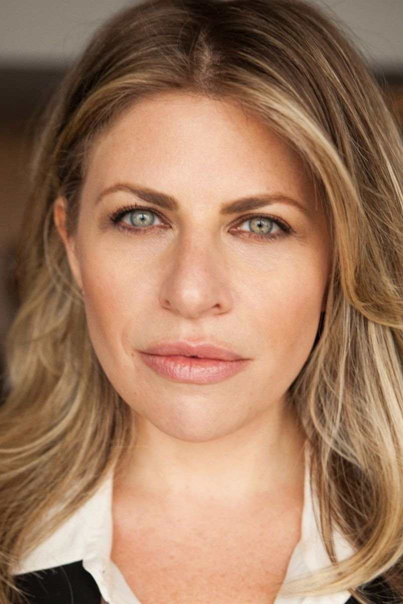 Sari Lennick as Sarah in Chained for Life
