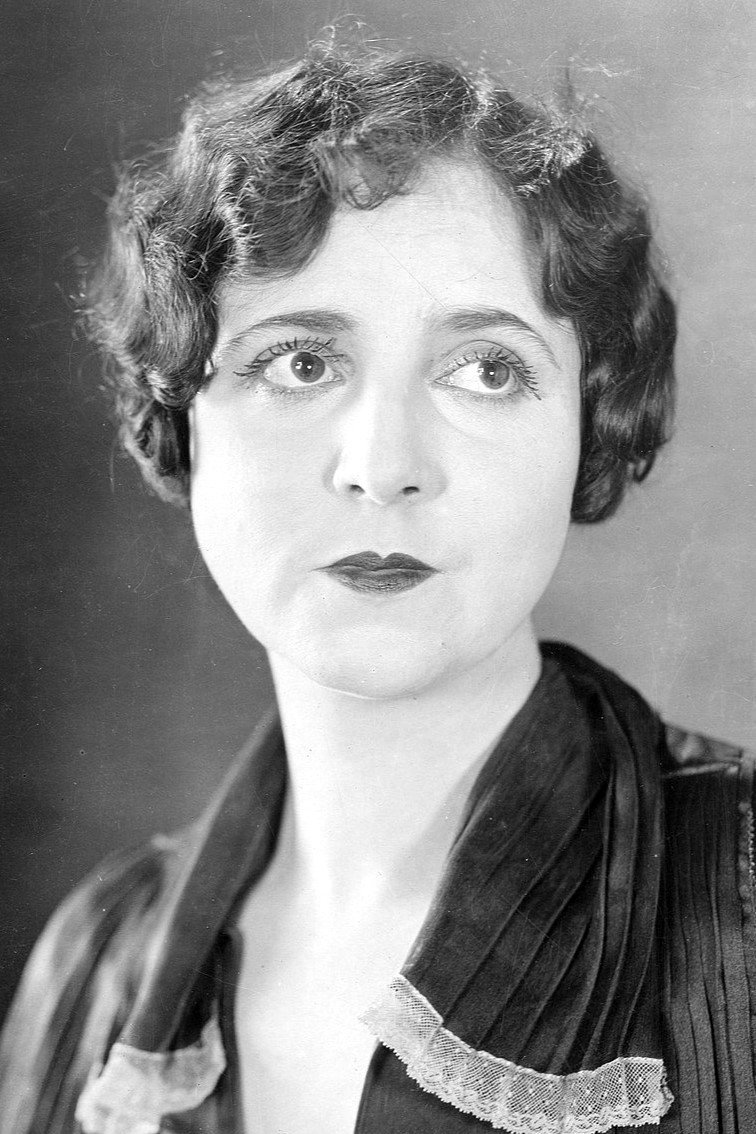 Beverly Bayne as Juliet in Romeo and Juliet