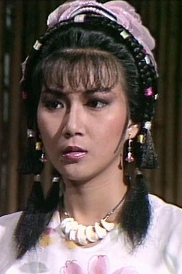 Sin Yee Poon as 江茵 in 妙探出租