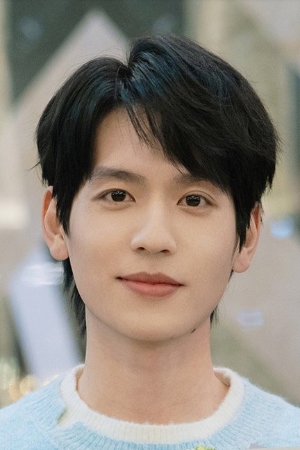 吴圣麒 as Lu Xing in Fascination