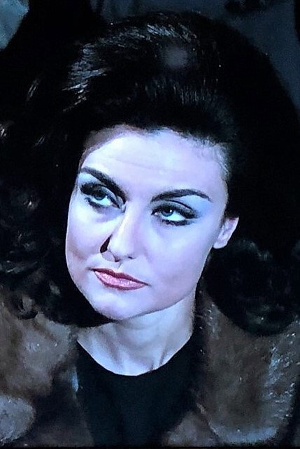 Irene Daina as Maruxa in Días de feria